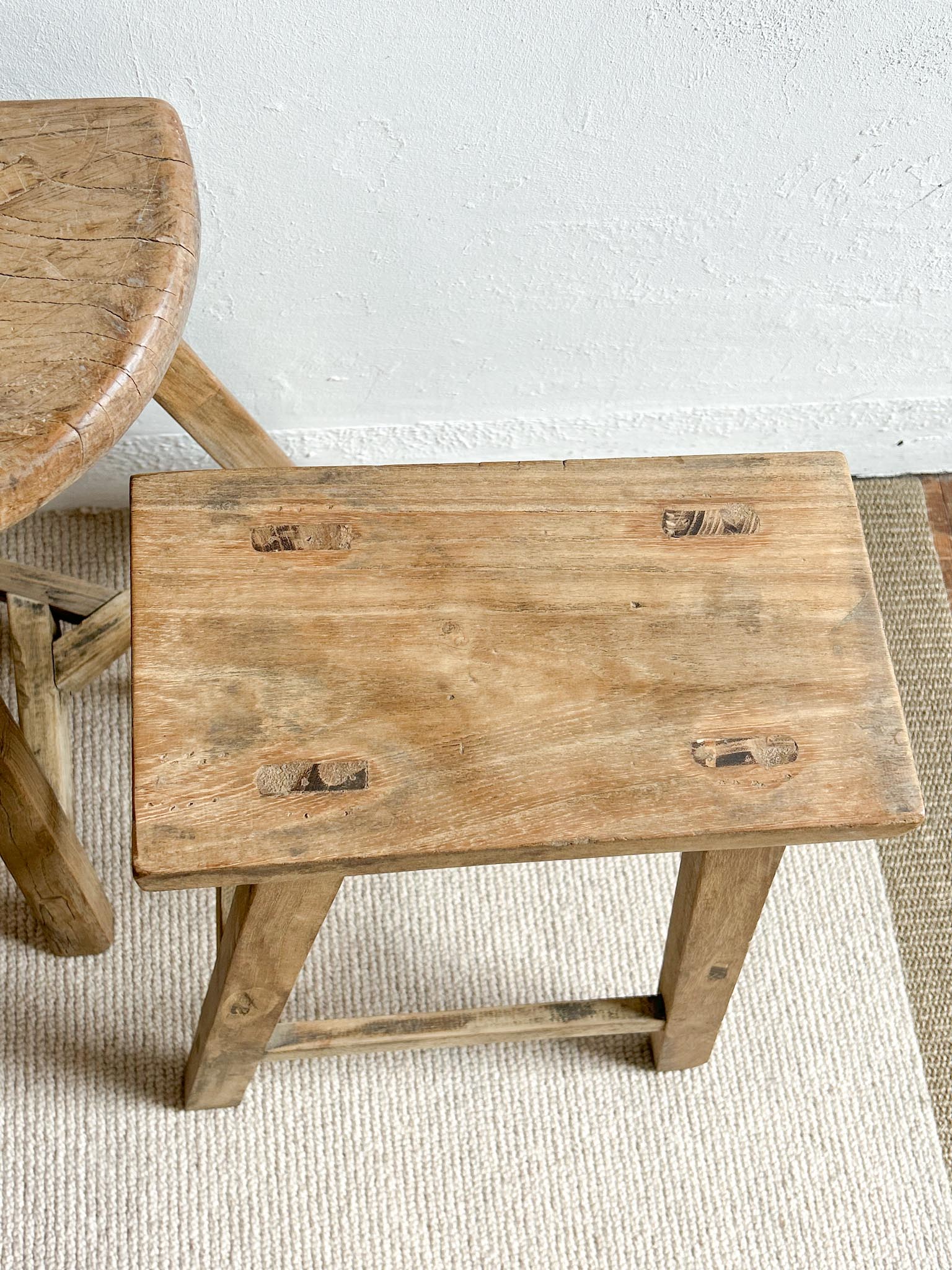 Banqueta Taburete antiguo de madera