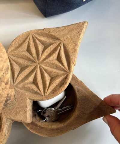 Caja antigua madera teka