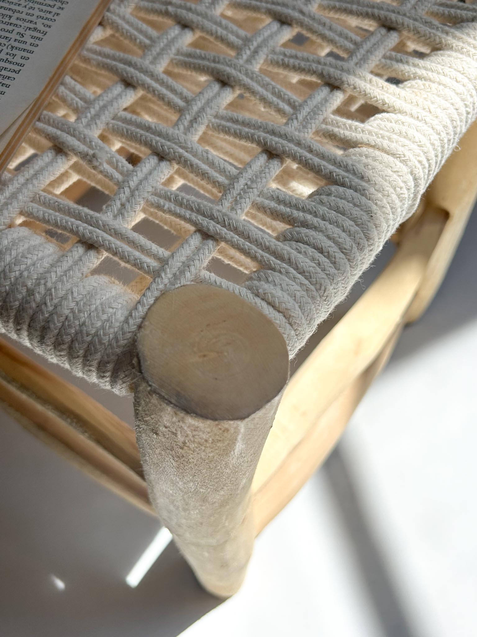 Reposapiés madera