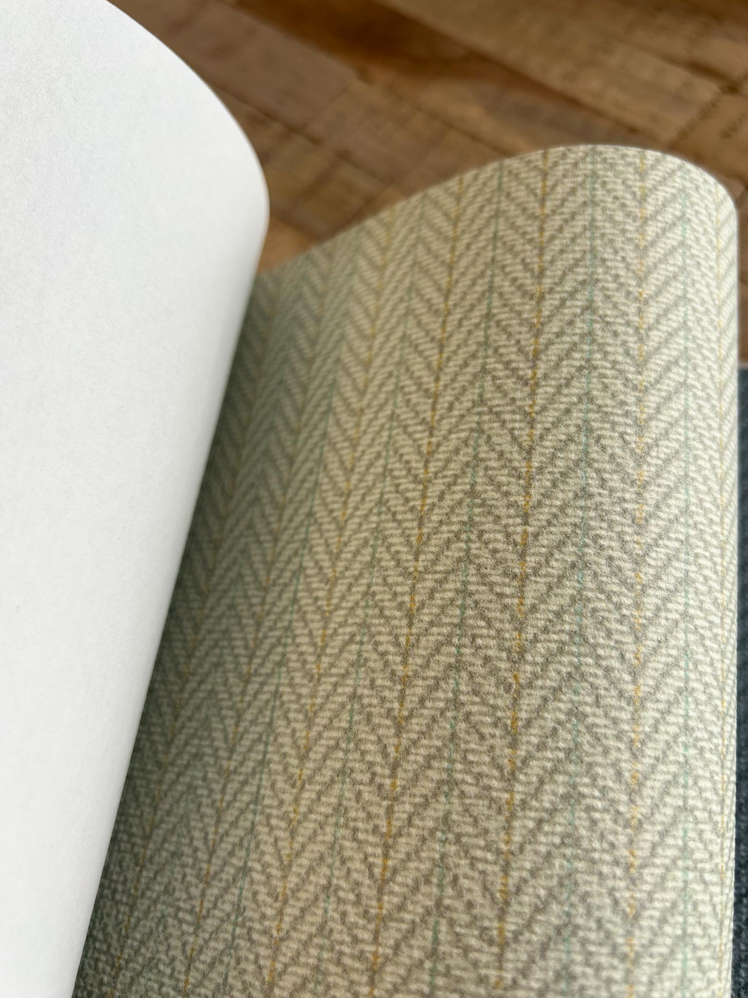 Papel de pared rayas en espiga Owen vert